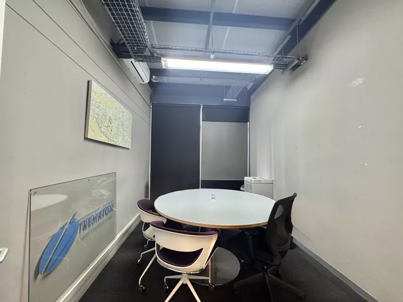 373 m² Office to let in Cape Town City Centre/CBD, North Wharf (photo 21)