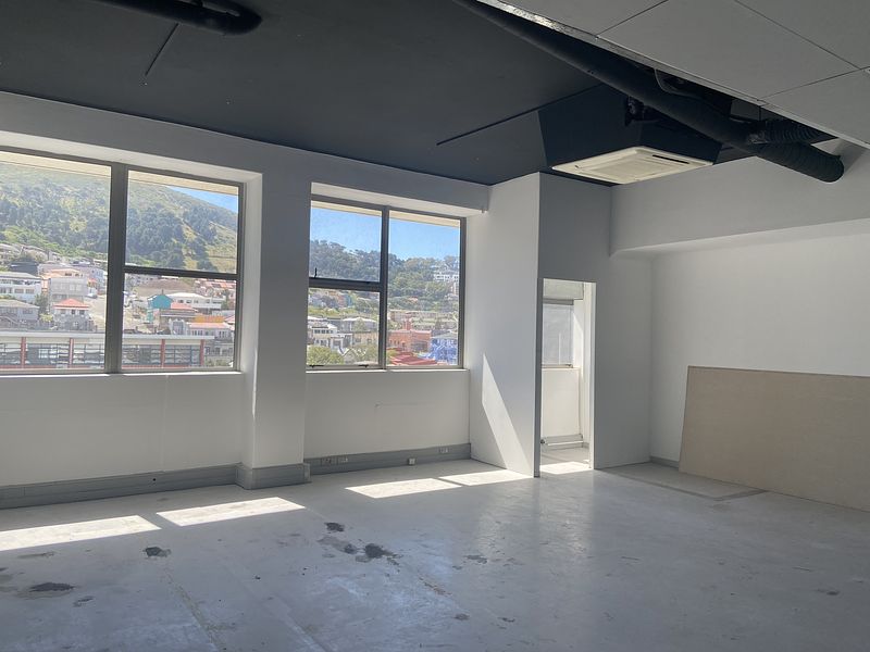 312 m² Office to let in Cape Town City Centre/CBD, Buitengracht Centre-125 Buitengracht Street (photo 7)