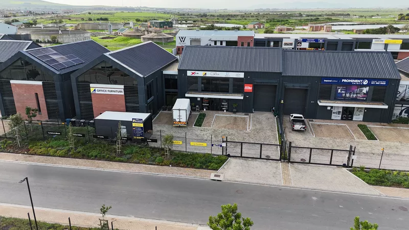 479 m² Industrial to let in Kraaifontein, 8 Tanzanite Crescent (photo 2)