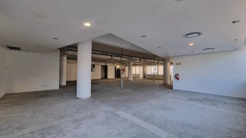 1 984 m² Office to let in Cape Town City Centre/CBD, The Bergstan (photo 12)