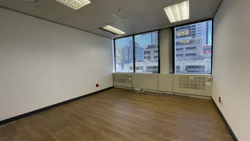 387 m² Office to let in Cape Town City Centre/CBD, 2 Long (photo 22)