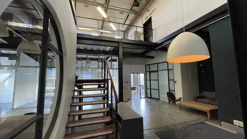 883 m² Office to let in Cape Town City Centre/CBD, 30 Keerom Street (photo 18)