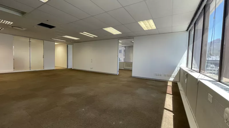 234 m² Office to let in Cape Town City Centre/CBD, 2 Long (photo 17)