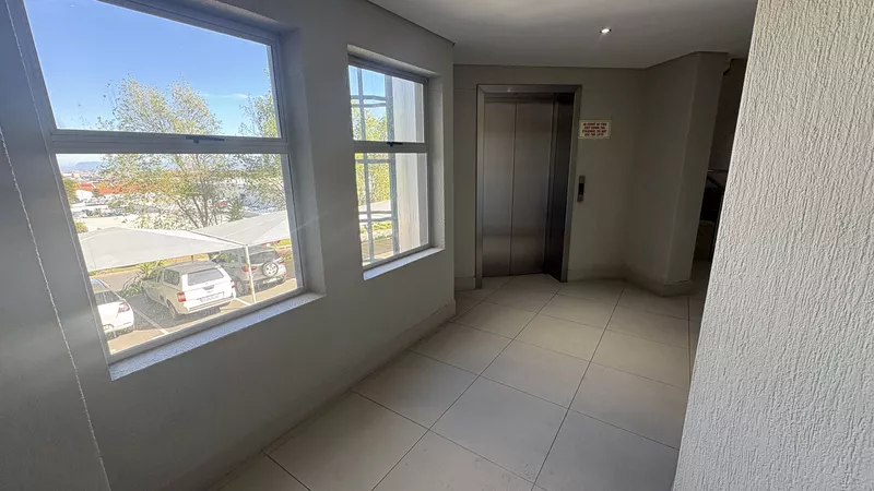 254 m² Office to let in Tyger Valley, 2 Bella Rosa (photo 26)