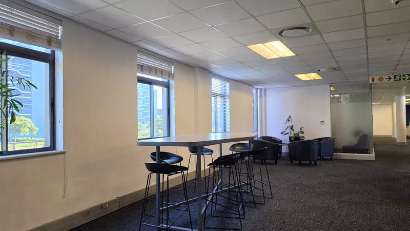3 816 m² Office to let in Estuaries Office Estate, No 2 Estuaries (photo 23)