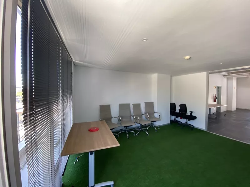 902 m² Office to let in Salt River, Upper East Side (photo 10)