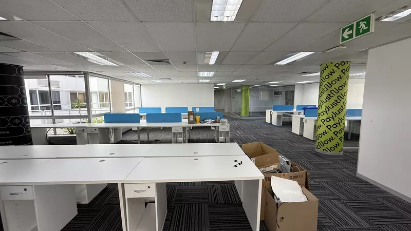 653 m² Office to let in Claremont, Sunclare (photo 18)