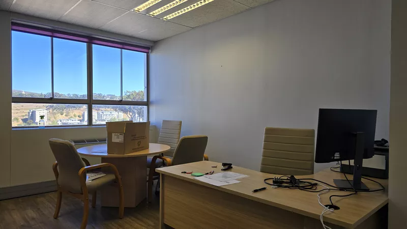 374 m² Office to let in Tijgerpark, Tijger Park Building 3 (photo 18)