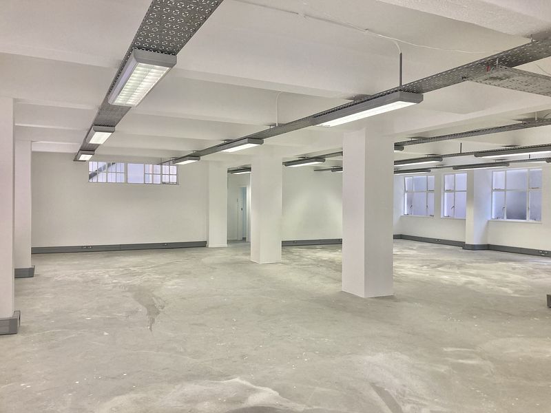 372 m² Office to let in Cape Town City Centre/CBD, 33 Waterkant Street (photo 5)