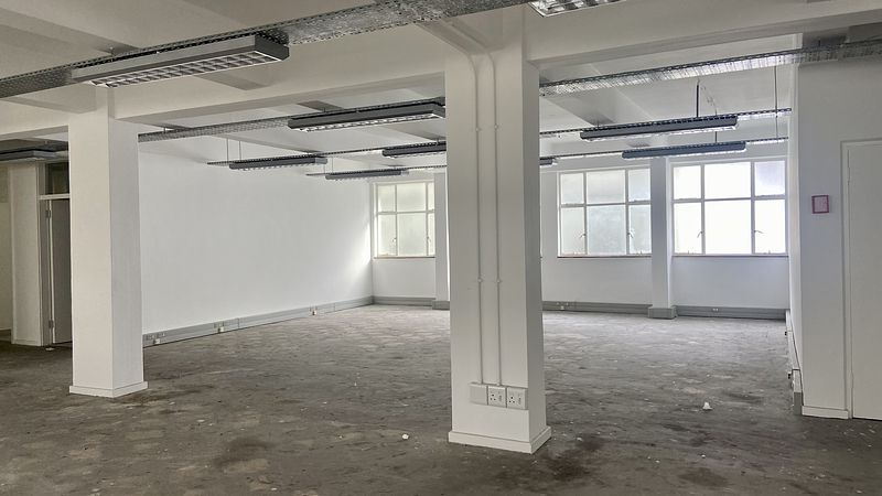 744 m² Office to let in Cape Town City Centre/CBD, 33 Waterkant Street (photo 11)