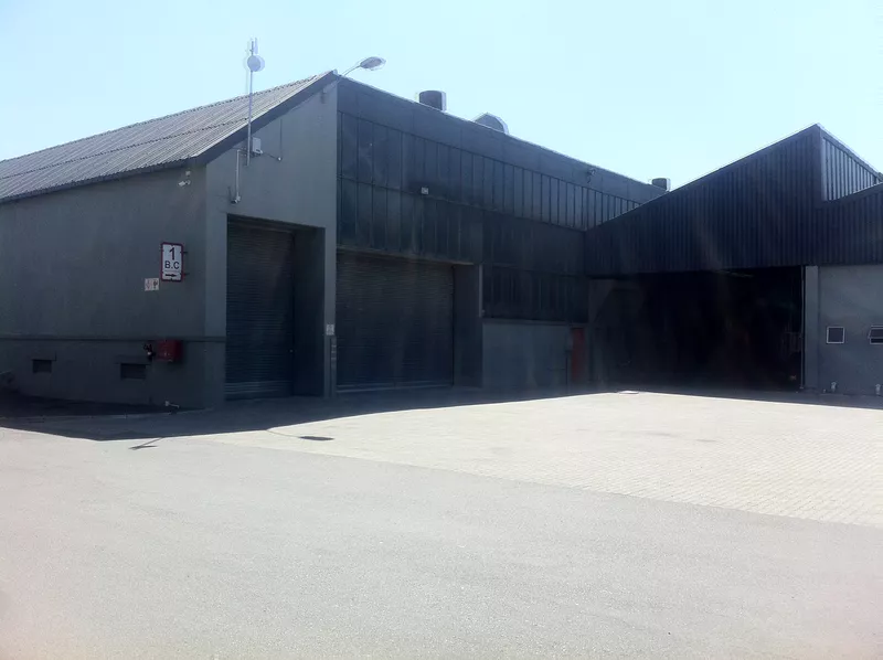 999 m² Industrial to let in Blackheath, Unit 1C (photo 1)