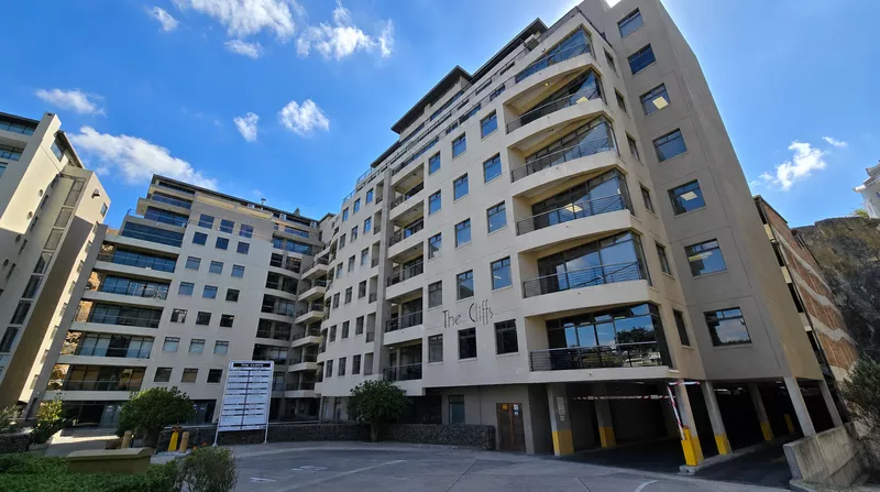 346 m² Office to let in Tyger Waterfront, The Cliffs (photo 1)