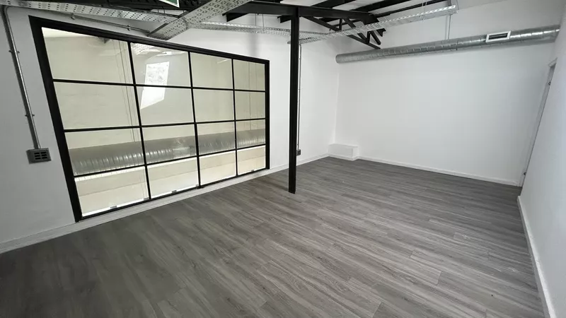 297 m² Office for sale in Salt River, Fairland House (photo 11)