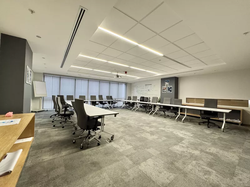 2 051 m² Office to let in Cape Town City Centre/CBD, Roggebaai Place (photo 5)