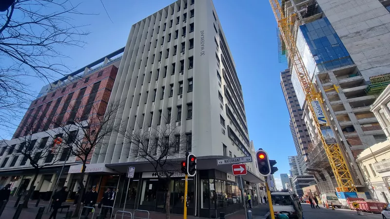 316 m² Property to let in Cape Town City Centre/CBD, 30 Waterkant (photo 3)