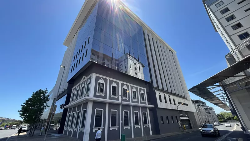 315 m² Office to let in Claremont, Draper On Main (photo 4)