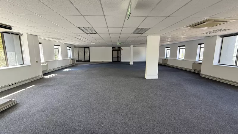 310 m² Office to let in Newlands, Boundary Terraces (PPS House) (photo 17)