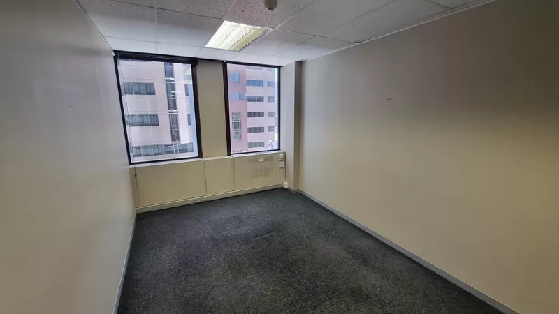 238 m² Office to let in Cape Town City Centre/CBD, 2 Long (photo 10)