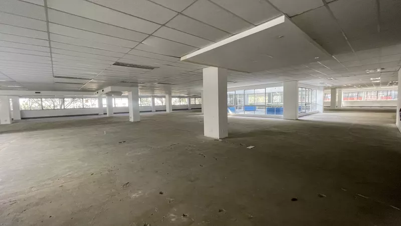 1 365 m² Office to let in Cape Town City Centre/CBD, 35 Wale (photo 12)