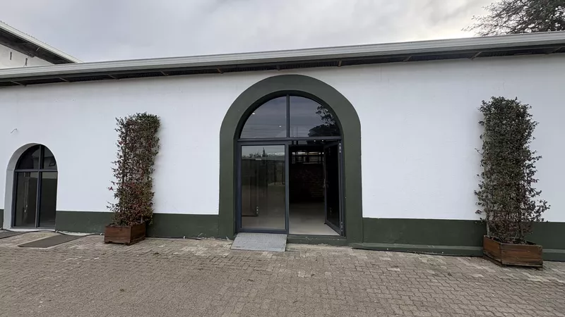 450 m² Office to let in Paarl, Simondium Guild (photo 13)