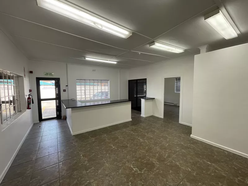 1 098 m² Industrial to let in Beaconvale, 95 Rissik Str (photo 9)