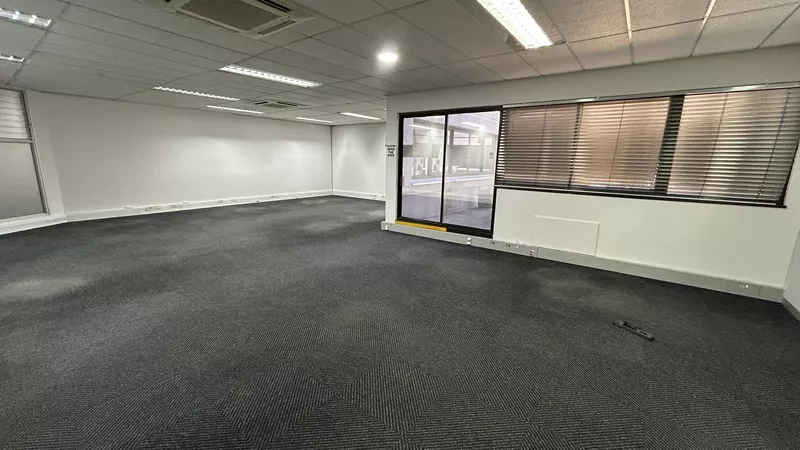 1 036 m² Office to let in Mowbray, Golf Park, GP3 (photo 21)