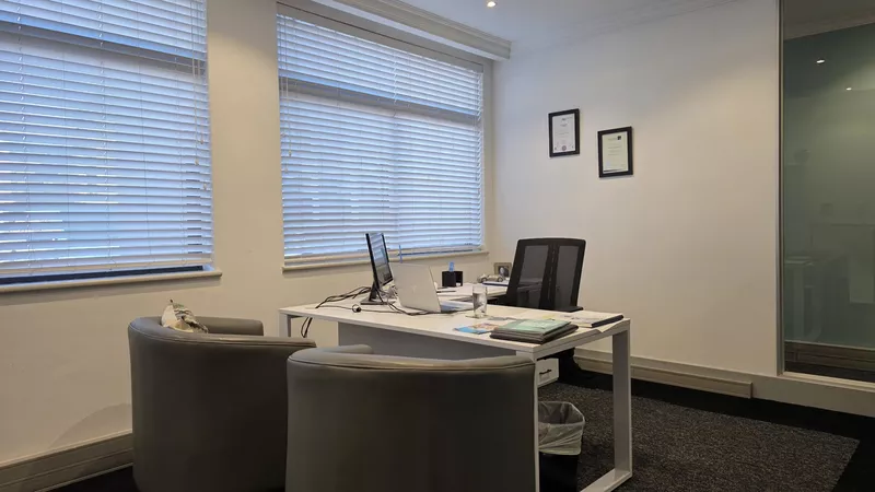 633 m² Office to let in Estuaries Office Estate, 2 Oxbow Crescent, The Estuaries (photo 23)