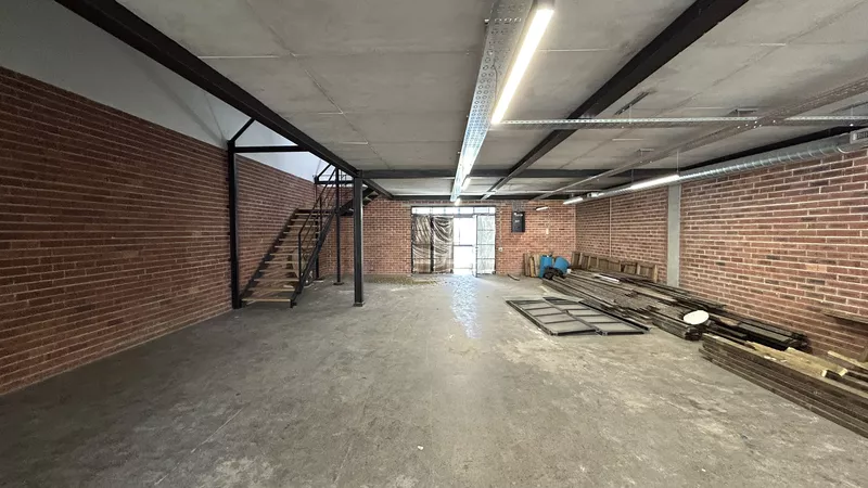 297 m² Office for sale in Salt River, Fairland House (photo 16)