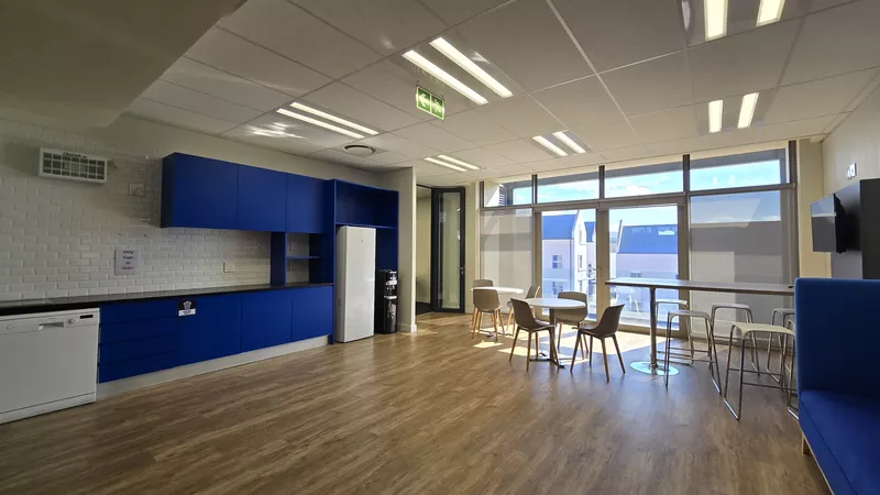 2 029 m² Office to let in Klein D'Aria Estate, Klein D'Aria Office Estate - Block A (North) (photo 19)