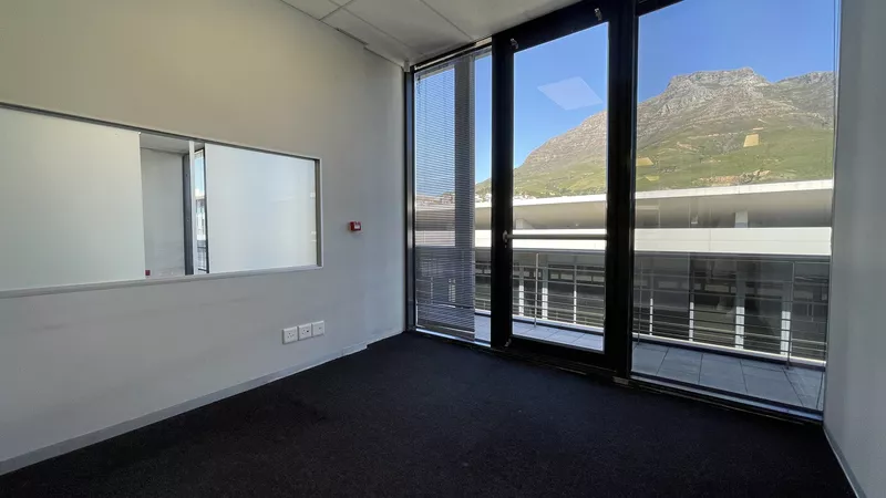 720 m² Office to let in Woodstock, The Boulevard (photo 8)