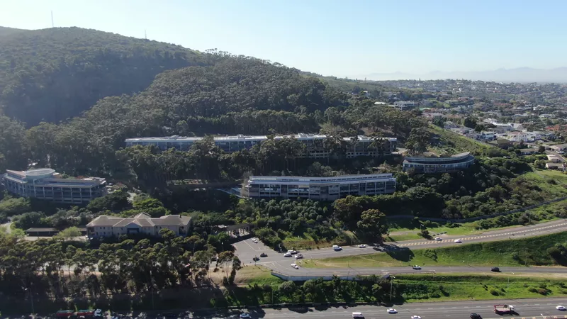 268 m² Office to let in Tygerberg Office Park, Zeezicht - Tygerberg Park (photo 5)