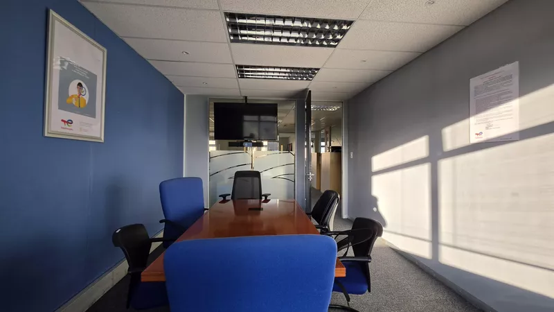 1 067 m² Office to let in Tyger Chambers, Tyger Chambers 2 (photo 27)