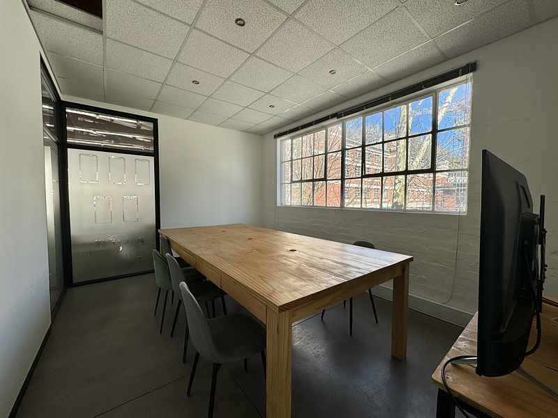 288 m² Office to let in Cape Town, Planet Art (photo 19)