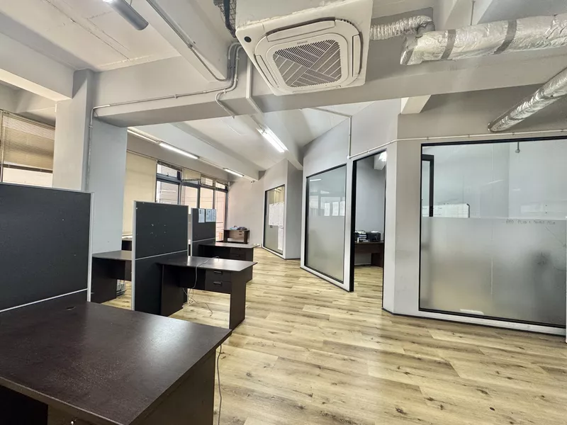 265 m² Office to let in Cape Town City Centre/CBD, 4 Loop Street (photo 4)