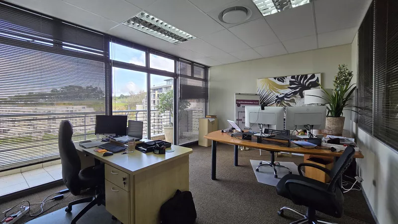 346 m² Office to let in Tyger Waterfront, The Cliffs (photo 44)