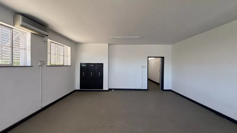 1 445 m² Industrial to let in Paarl, Spilo Business Park (photo 16)