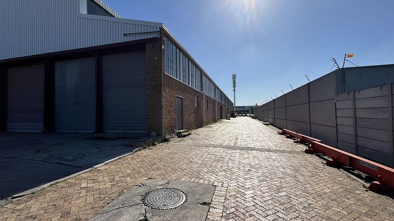 2 481 m² Industrial to let in Epping 2, 111 Bofors Circle (photo 23)