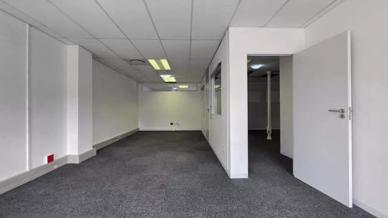 195 m² Office to let in The Forum Office Park, The Forum - Vesta (Block E) (photo 24)