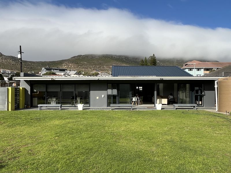 239 m² Office for sale in Fish Hoek, 6 De Waal Road (photo 19)
