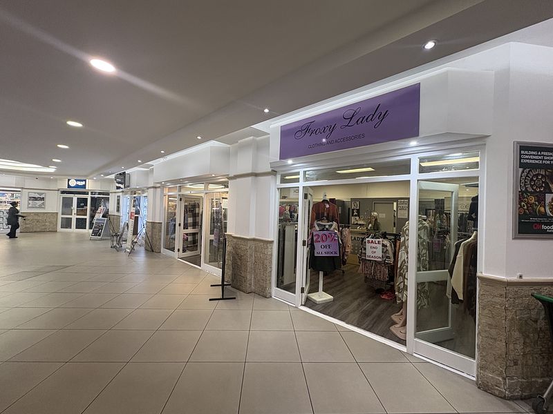 79 m² Retail property to let in Durbanville, IPIC Shopping Centre Aurora (photo 6)