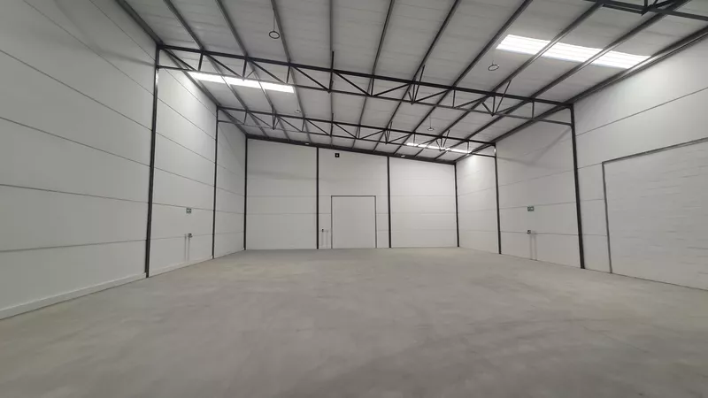 552 m² Industrial for sale in Somerset West, Java Industrial Park (photo 5)