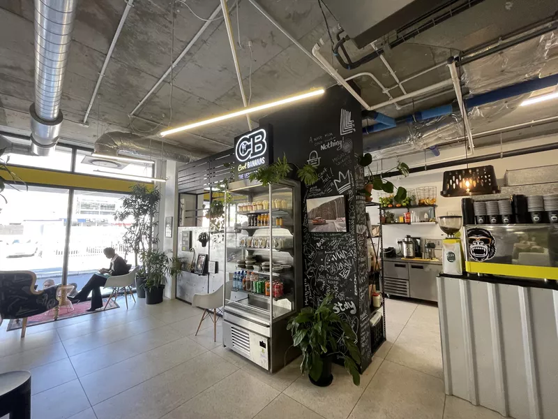 704 m² Office to let in Woodstock, The District (photo 8)