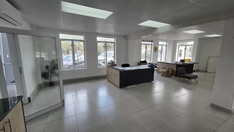 11 000 m² Vacant land to let in Strand, Broadway Business Park, 24 Helios Avenue (Yard + Optional Offices) (photo 24)