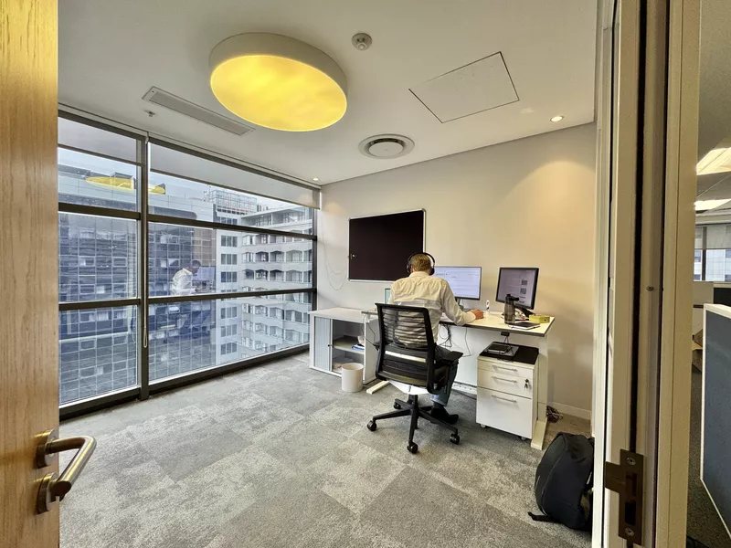 2 051 m² Office to let in Cape Town City Centre/CBD, Roggebaai Place (photo 25)
