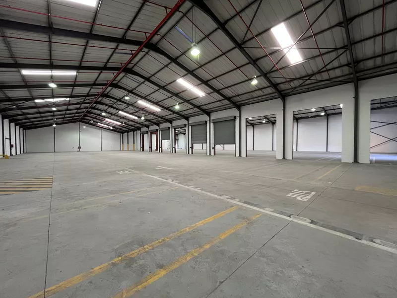 3 090 m² Industrial to let in Airport Industrial, 28 Manhattan Street (photo 4)