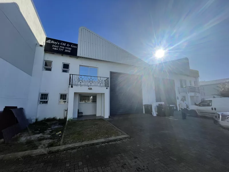 321 m² Industrial to let in Capricorn Park, 25 Capricorn Crescent (photo 4)
