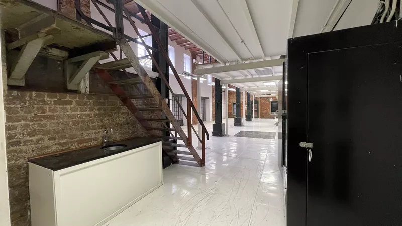 300 m² Office to let in Woodstock, Old Castle Brewery (photo 15)
