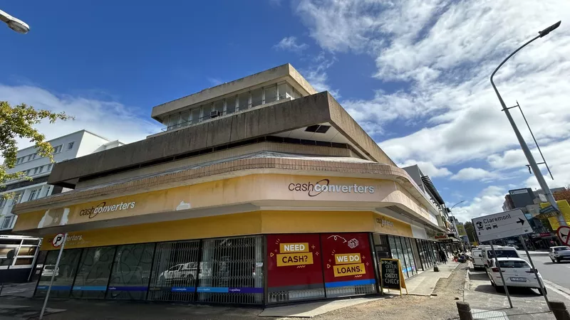 401 m² Office to let in Claremont, Marshall House (photo 2)