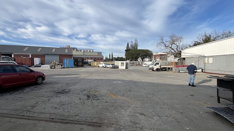383 m² Industrial to let in Epping 1, Brice Industrial Park (photo 4)