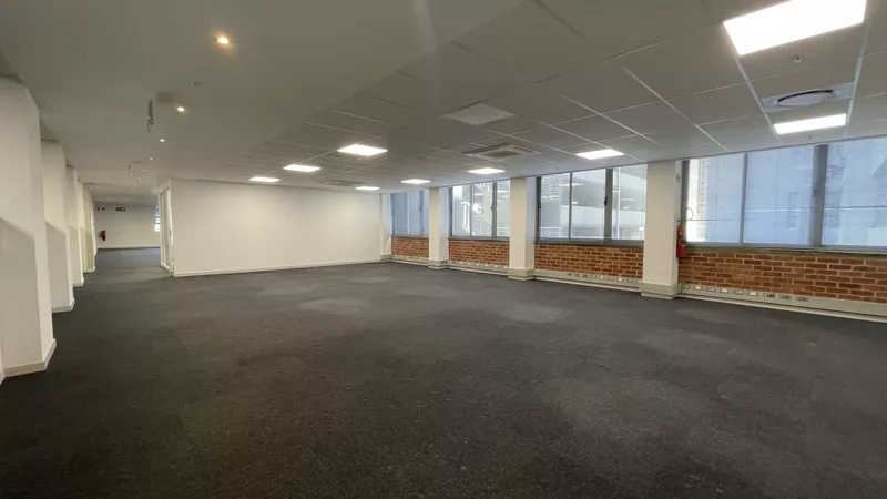 688 m² Office to let in Salt River, Upper East Side (photo 6)